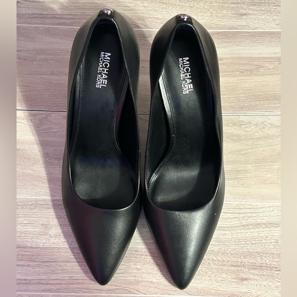 Michael Kors Black Pointed Heels